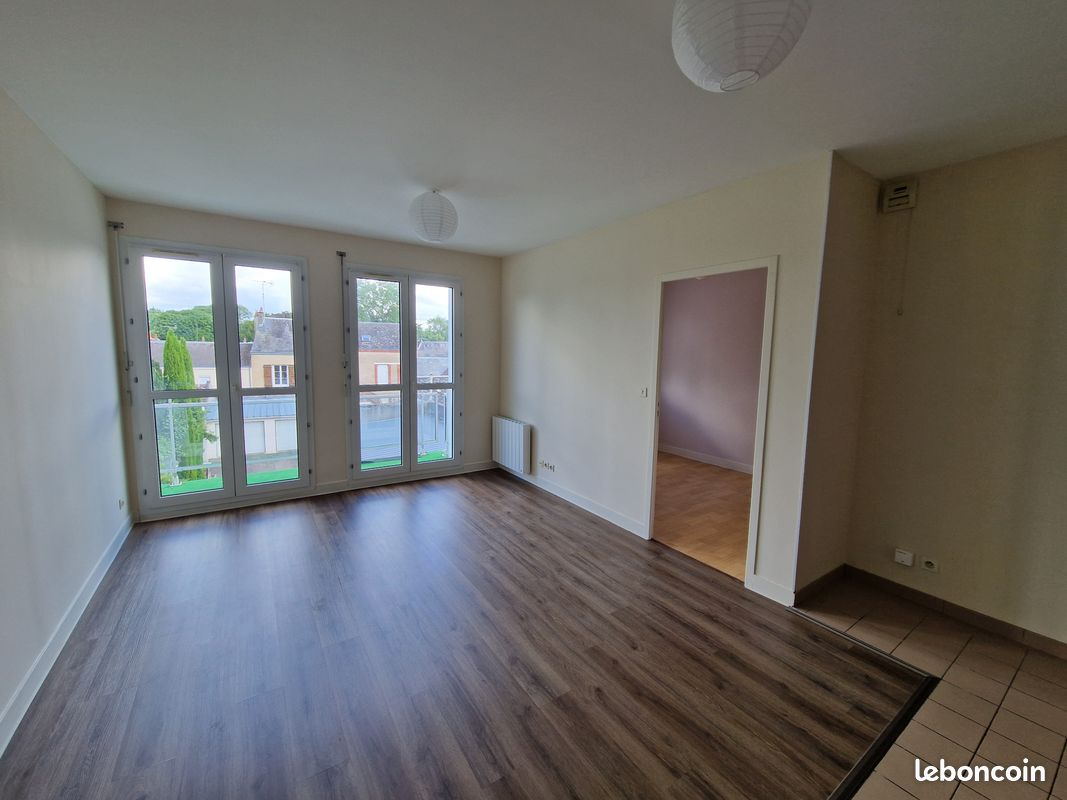 Appartement 3 pièces 53 m² · à Châteaudun · 53 m² · 610 €