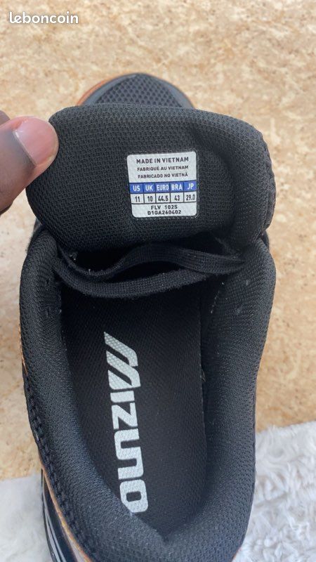 Mizuno (image 4)