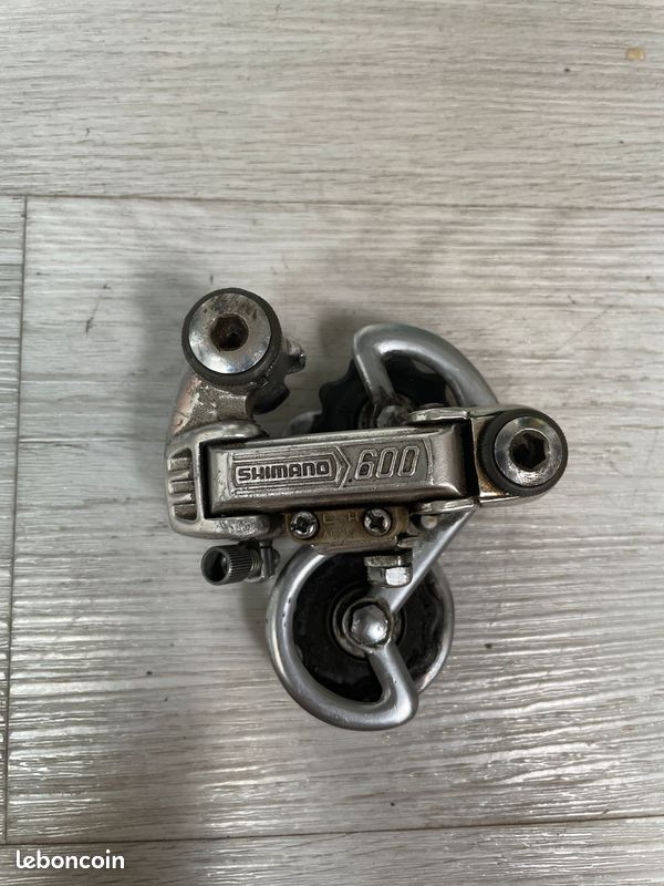 Dérailleur arrière vintage SHIMANO 600 RD6100 (image 1)