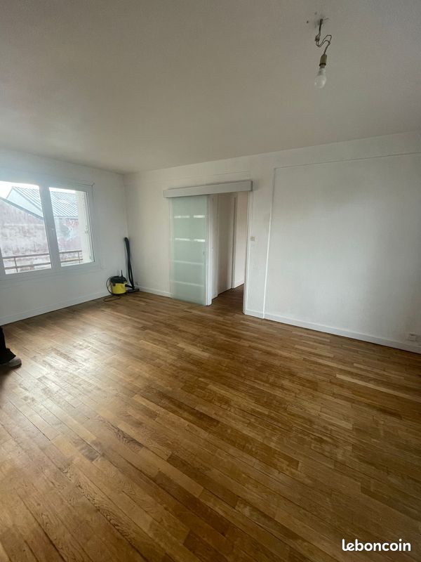 Appartement 4 pièces 90 m² · à Quimper · 90 m² · 880 €