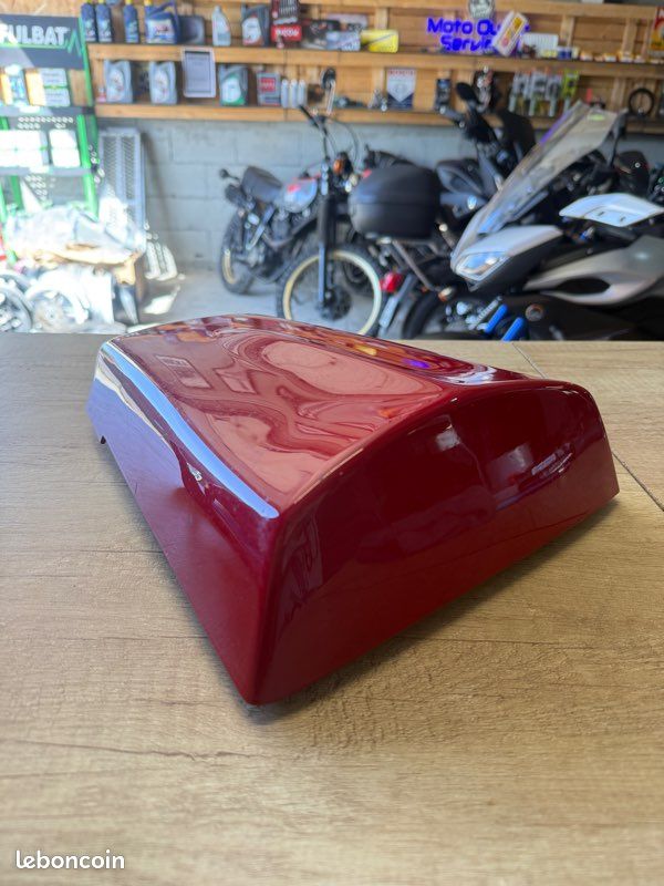 Capot de selle SV 650 (image 2)
