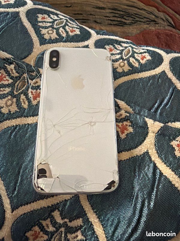 IPhone X (image 2)