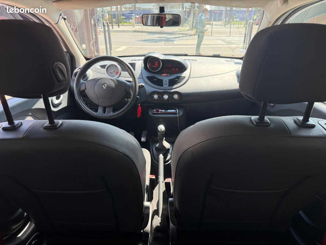 RENAULT Twingo RS 1.6 130ch - 2011 - 110 000 km - Kit Distribution fait à 109000 - Demi ligne - Suivi Complet (image 14)