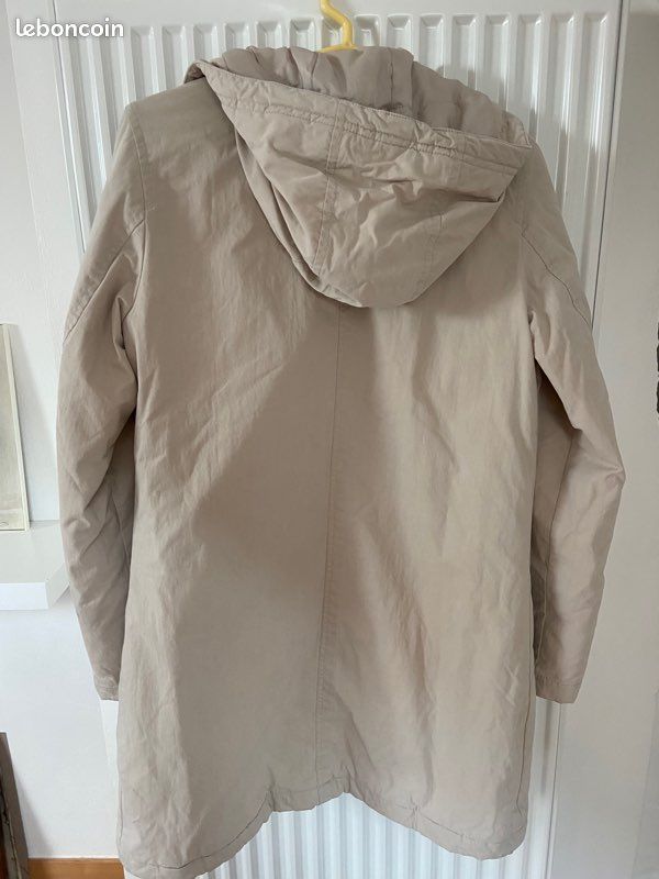 Manteau très chaud avec capuche H&M taille 34 (image 2)