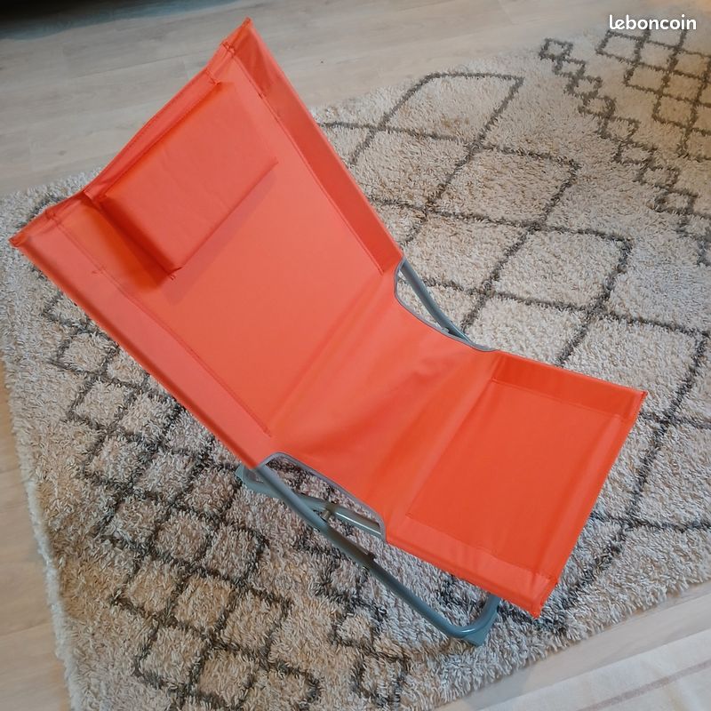 Fauteuil pliant orange (image 1)