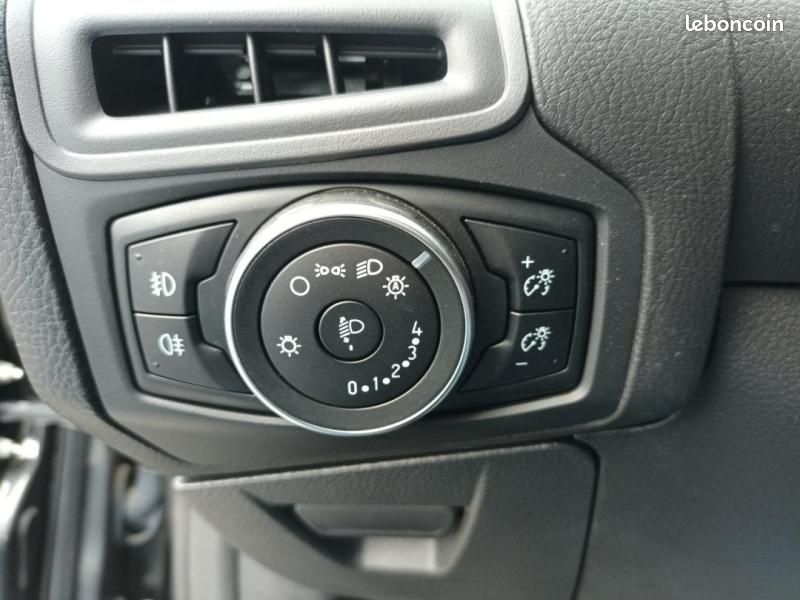Ford Focus 1.0 EcoBoost 125ch Stop&Start ST Line (image 20)