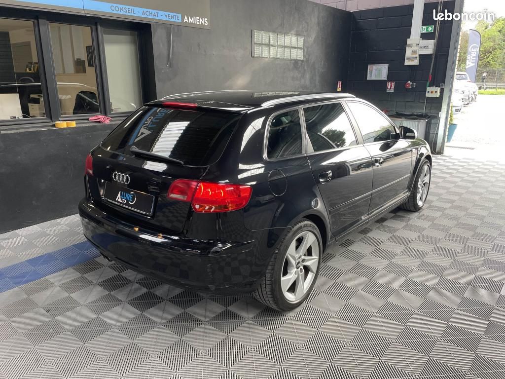AUDI A3 Quattro 3.2i V6 - DSG 8P - Ambition Luxe / Sièges chauffants - Attelage (image 3)