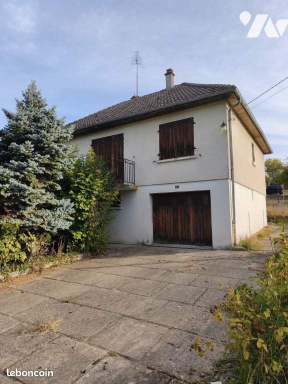 Maison 4 pièces 78 m² · à Saint-Léger-des-Vignes · 78 m² · 75 000 €