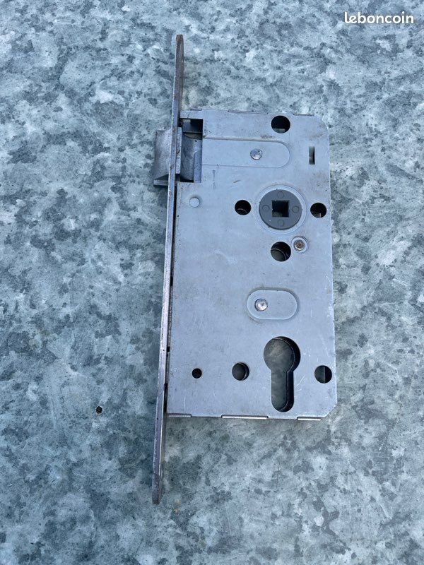 Serrure de porte (image 2)