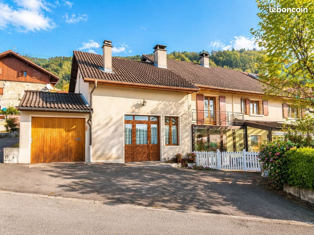 Maison 6 pièces 193 m² · à Fillinges · 193 m² · 450 000 €