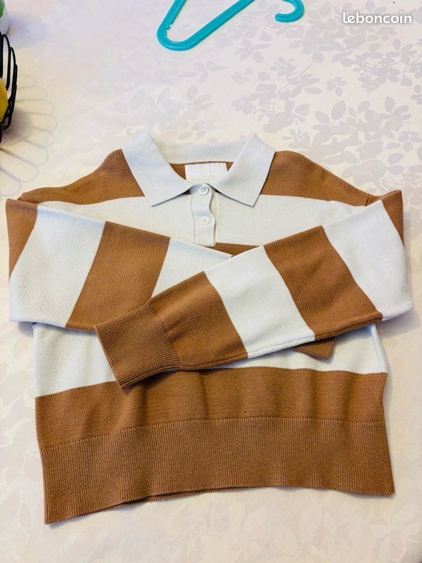 Pull d’hiver a col à rayures crème et camel de chez Zara. Taille 11-12 ans. Très bon état (image 4)