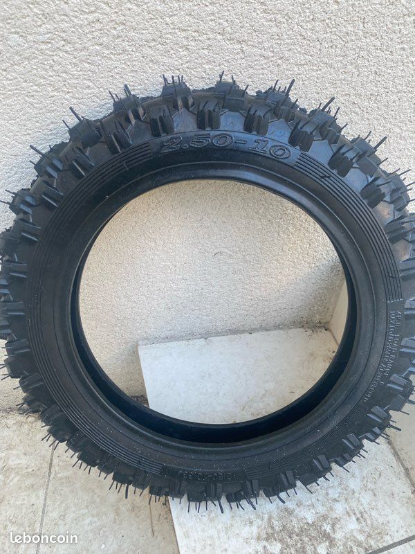 Pneu moto cross 250-10 (image 1)