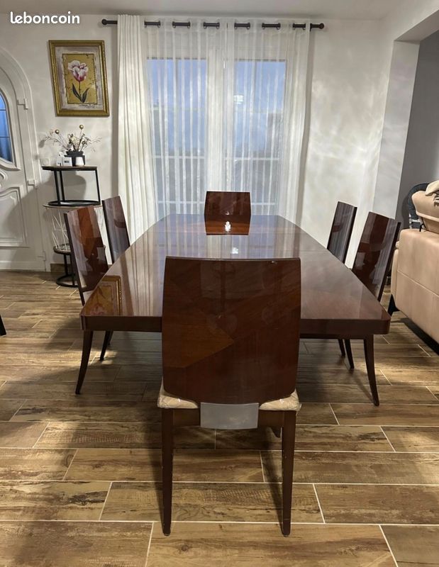 Table (image 1)