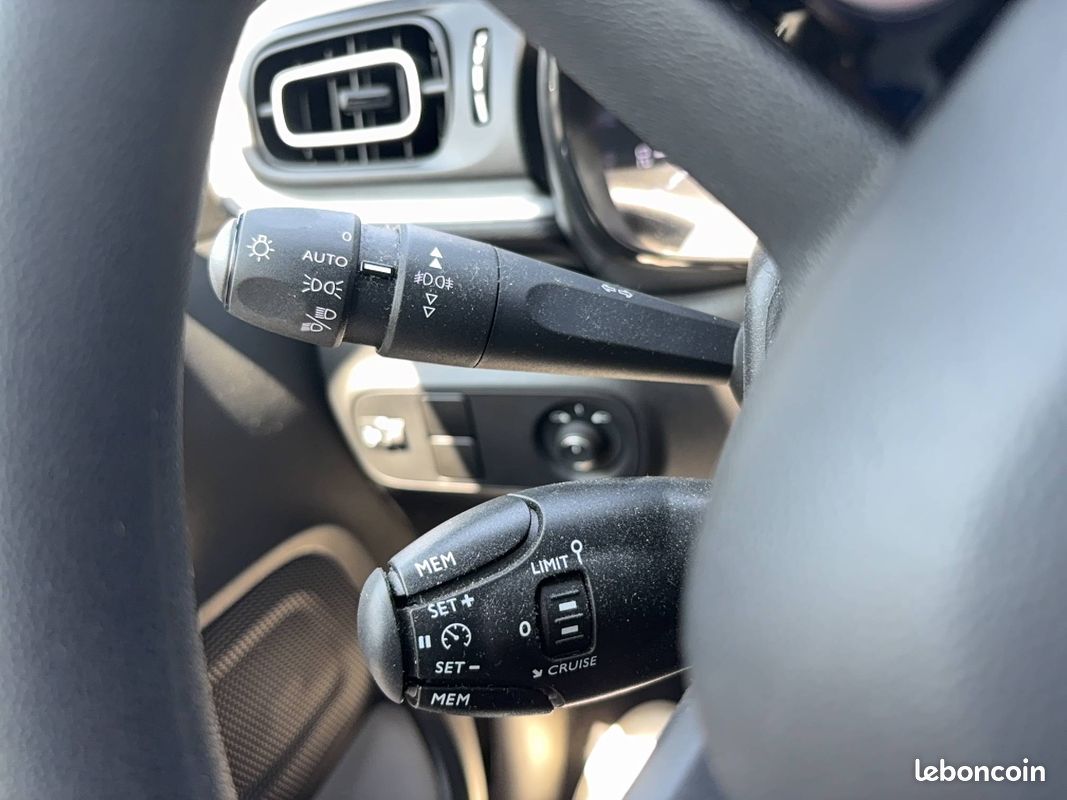 CITROEN C3 PureTech 83 S&S BVM5 C-Series (image 18)