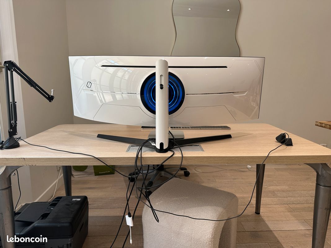 Samsung Odyssey Neo G9 49” – Mini-LED – 240 Hz – G95NA (image 2)