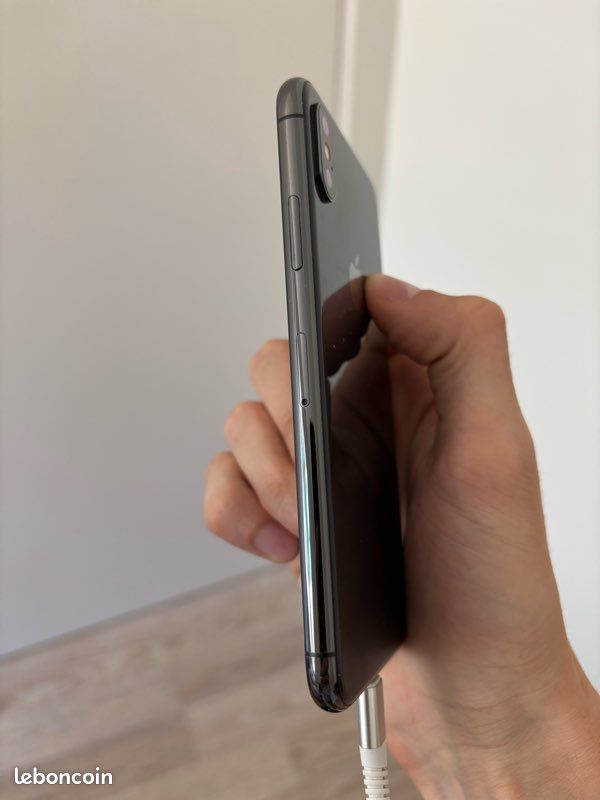IPhone XS très bon état (image 5)