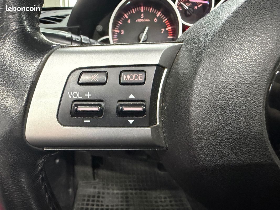 MAZDA MX-5 MX5 1.8L Elegance Cuir TOIT RIGIDE RETRACTABLE (image 25)