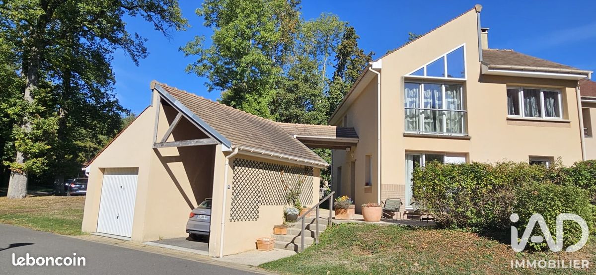 Maison 6 pièces 141 m² · à Baillet-en-France · 141 m² · 460 000 €