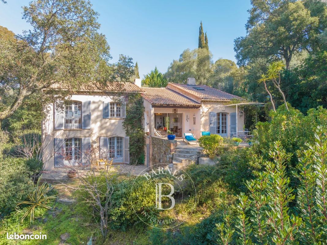 Maison 8 pièces 192 m² · à Saint-Raphaël · 192 m² · 1 190 000 €