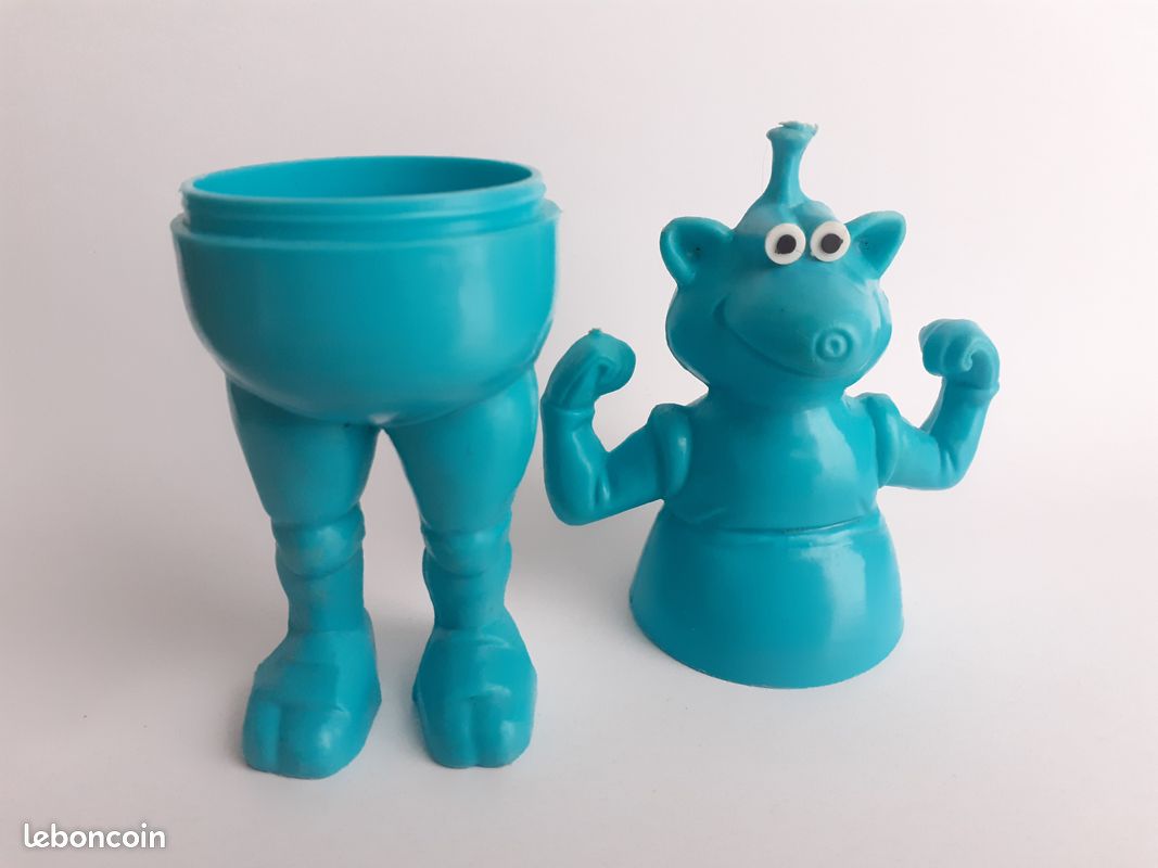 FIGURINE & NOUKA Le Village dans les nuages - 1982 Ceji Arbois EUR 20 FIGURINE & NOUKA Le Village dans les nuages - 1982 Ceji Arbois EUR 20