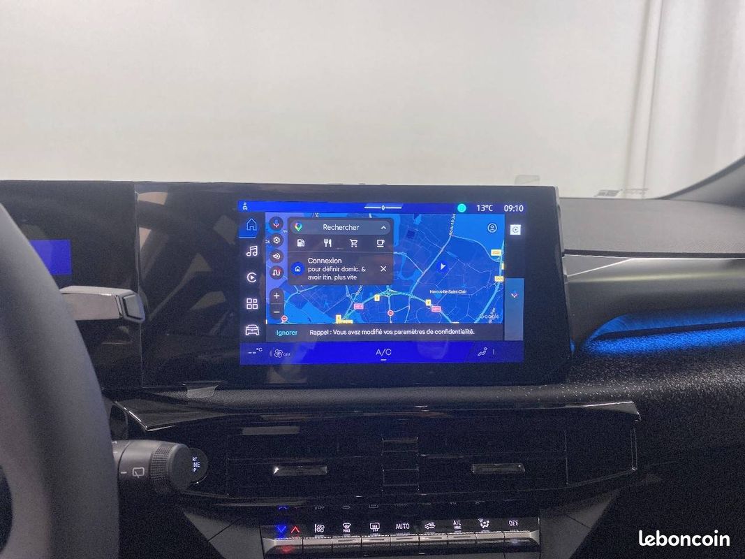 RENAULT Clio E-Tech full hybrid 160 ch Techno (image 25)