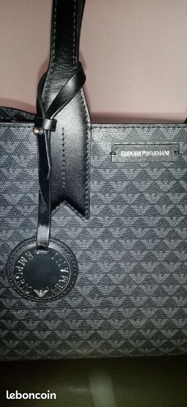 Sac Amporio Armani (image 6)