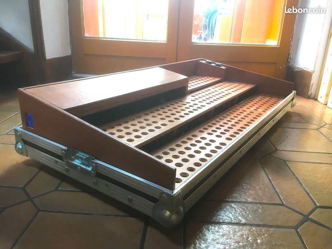 Pedalboard (image 1)