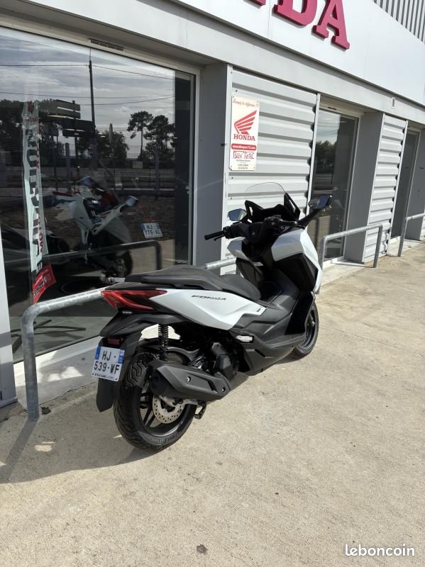 Honda NSS FORZA 125 (image 5)