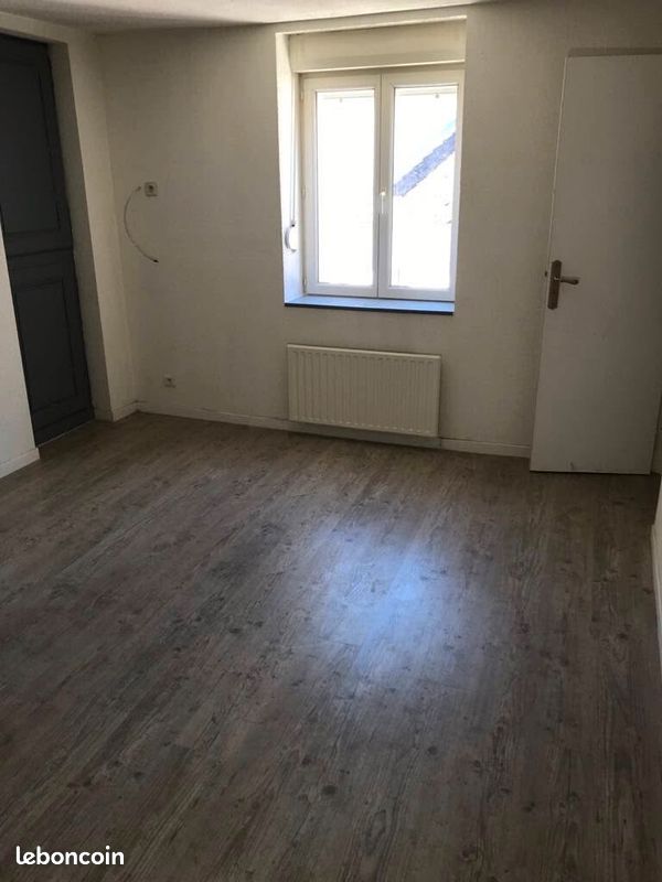 Appartement 2 pièces 49 m² · à Jussey · 49 m² · 450 €
