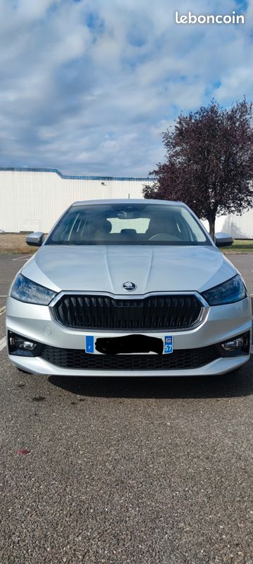 Skoda Fabia Ambition 110Ch Essence Automatique (image 2)