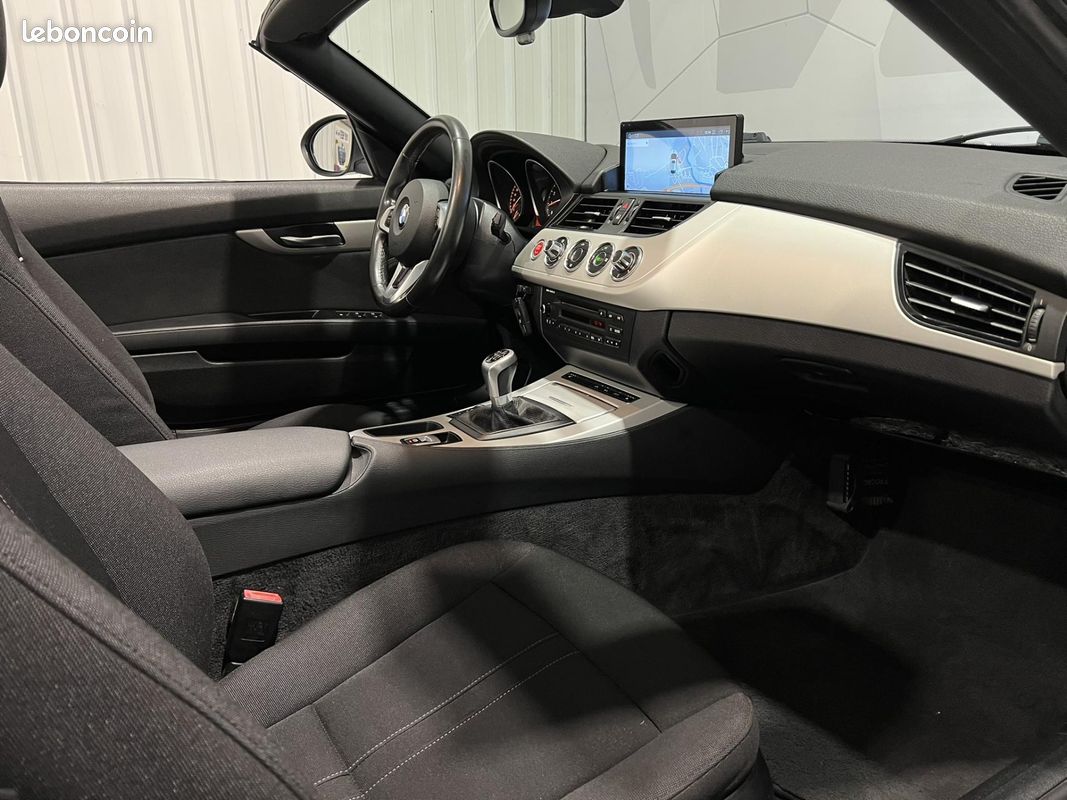 BMW Z4 sDrive 18i 156ch E89 LCI Lounge (image 8)