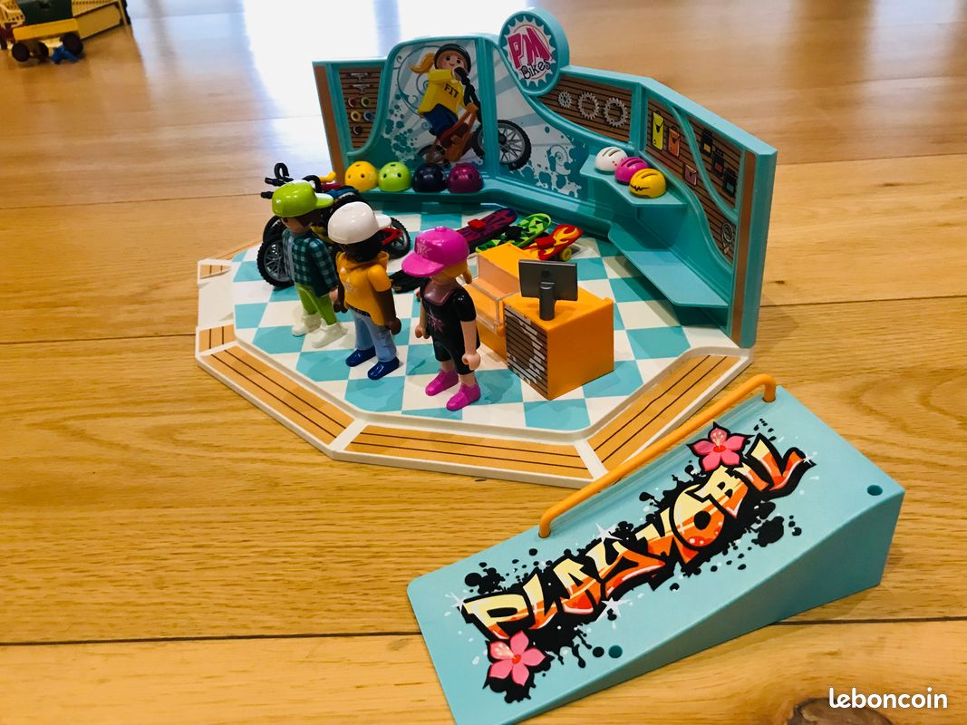 PLAYMOBIL Boutique De Skate Et Vélos - Jouet De Construction 9402