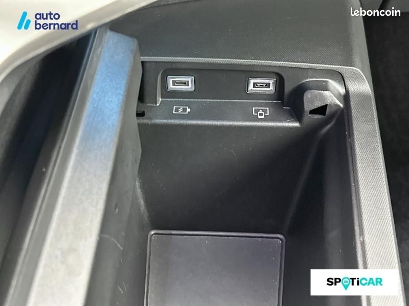 Peugeot 3008 Electrique 210ch front 4x2 std GT (image 19)