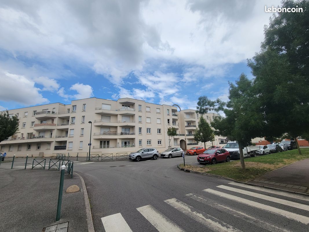 Appartement a louer plaisir - 3 pièce(s) - 65 m2 - Surfyn