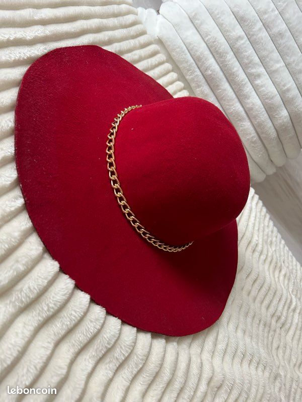 Chapeau rouge (image 2)