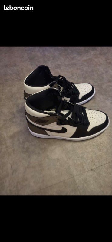 Jordan 1 (image 1)