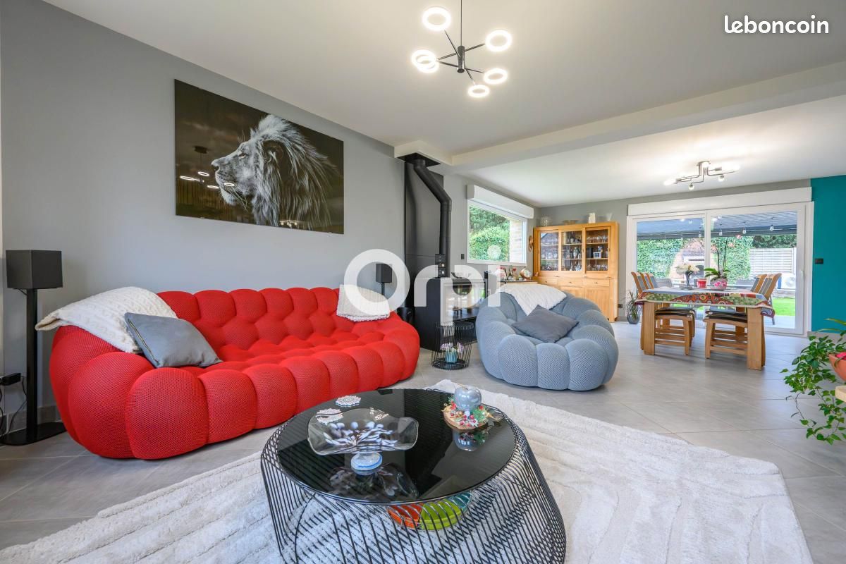 Maison 6 pièces 152 m² · à Cantin · 152 m² · 392 690 €