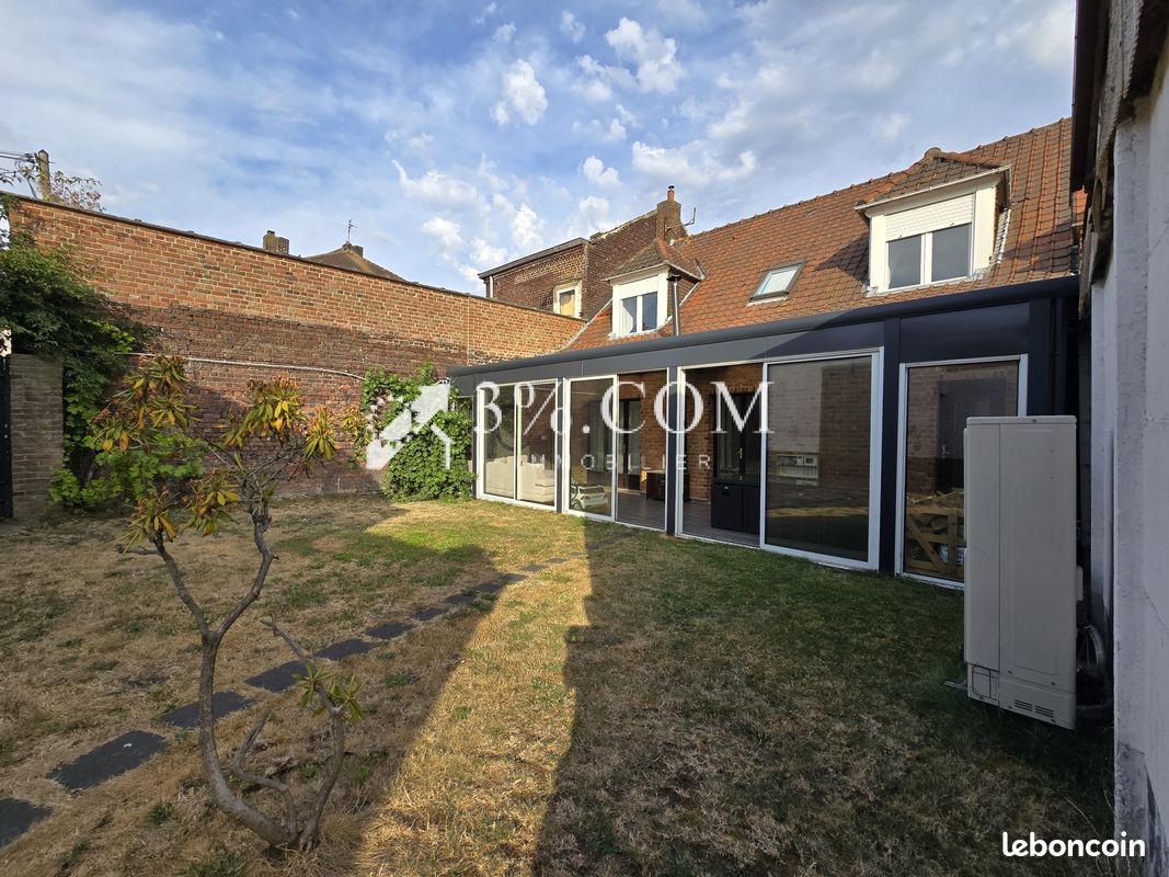 Maison 5 pièces 131 m² · à Wattrelos · 131 m² · 339 900 €