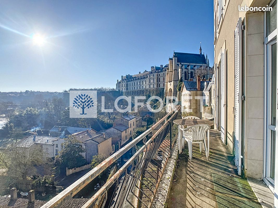 Maison 1 pièce 135 m² - Thouars 79100 (image principale 0)