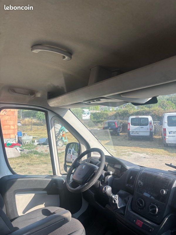 Peugeot boxer plateau avec ridelle (image 4)