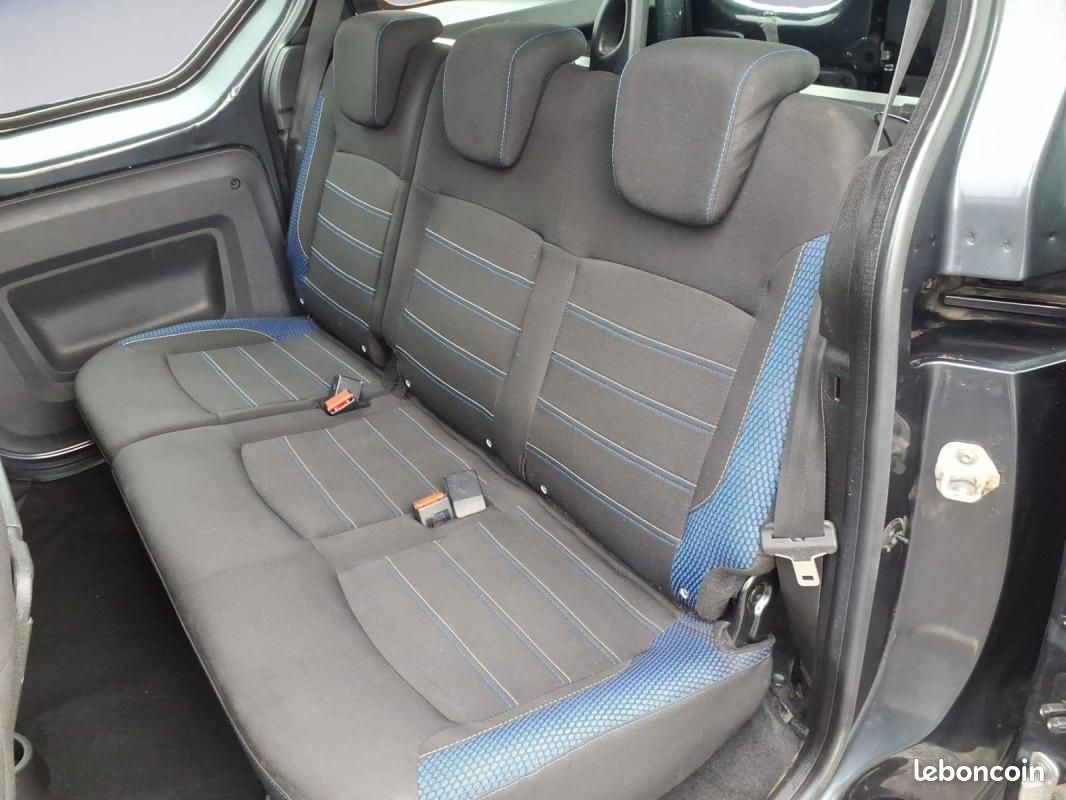 Dacia Dokker 1.5 BLUE DCI 95CV Stepway (image 6)