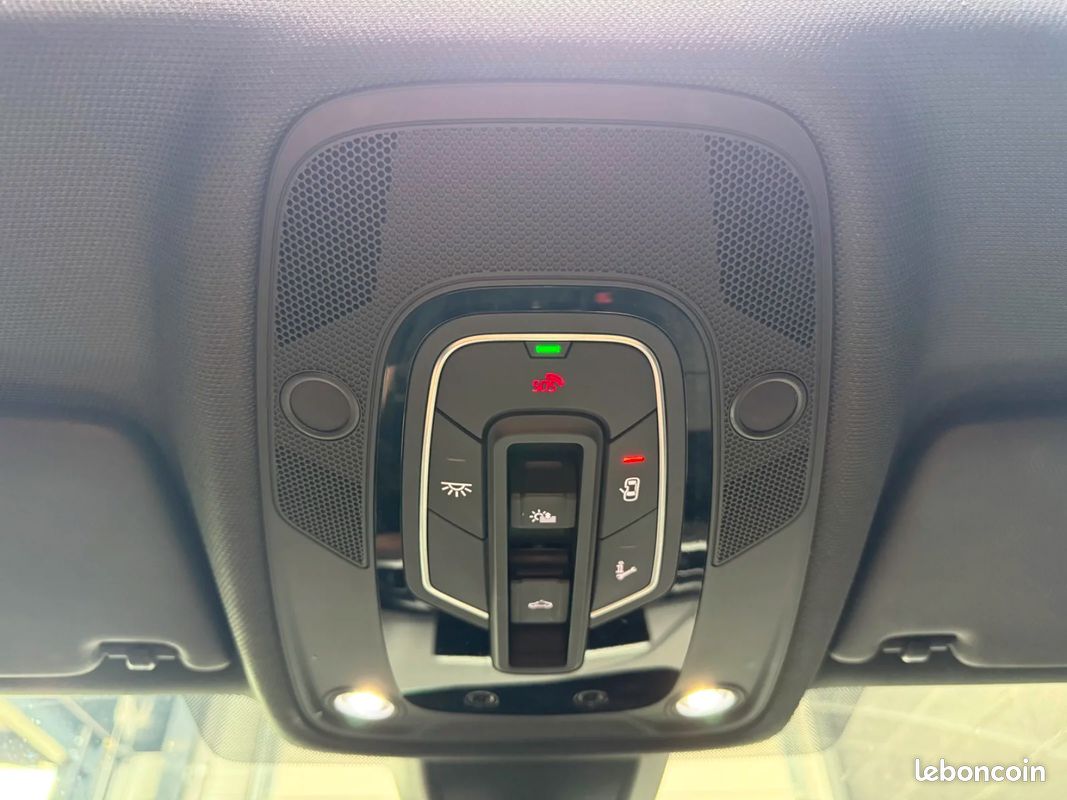 AUDI A4 AVANT BUSINESS 40 TDI 190 S tronic 7 Quattro Business Line (image 34)