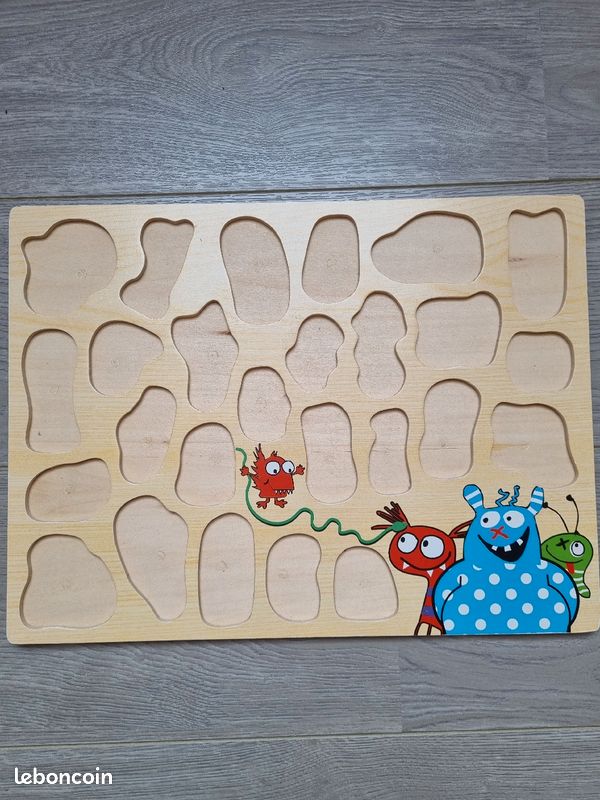 Puzzle en bois chiffres et opérations (image 4)