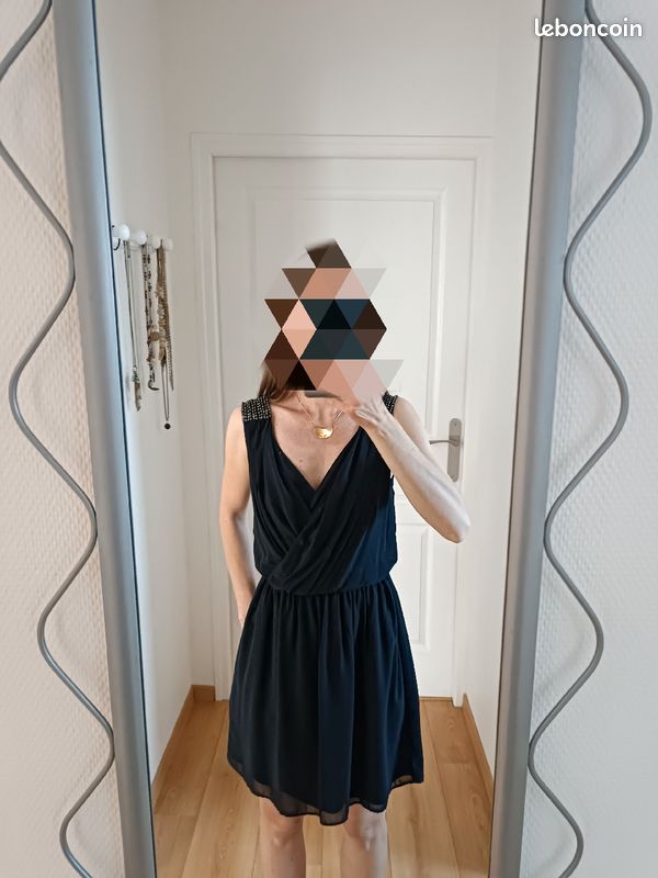 Robe courte bleu nuit (image 1)