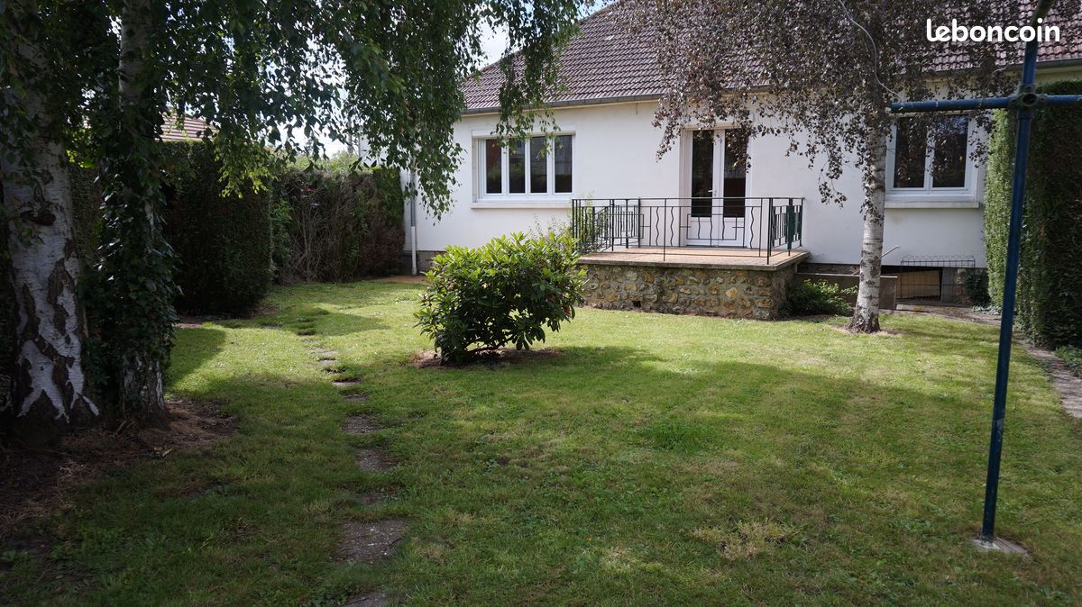 Maison 4 pièces 81 m² · à Le Neubourg · 81 m² · 785 €