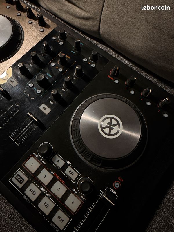 Traktor Kontrol S2 MK2 – Bon état (image 2)