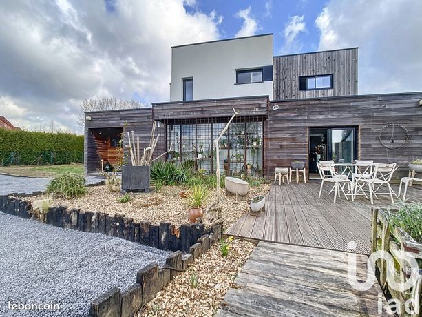 Pavillon 8 pièces 175 m²
