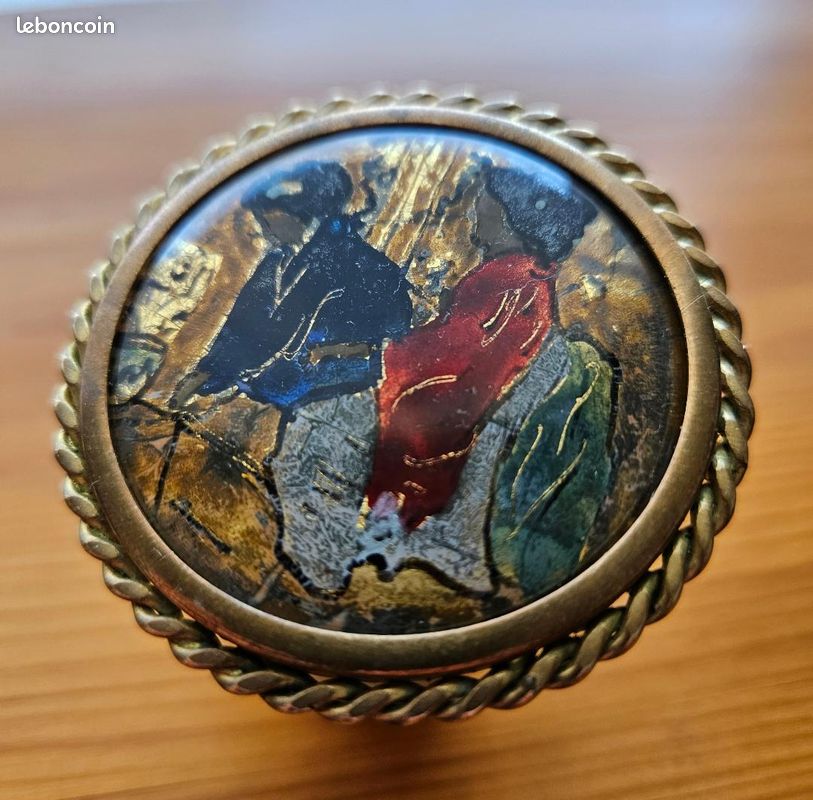 Broche De Style Chinois - Occasion - Pièce Ethnique Ou Vintage
