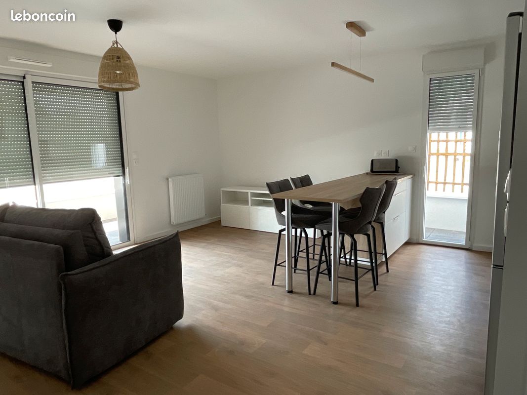 Appartement 2 pièces 52 m² · à Séné · 52 m² · 850 €