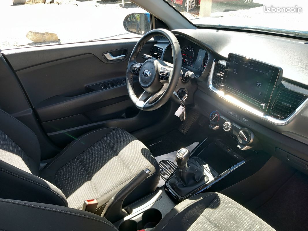 Kia stonic 1.0l t-gdi 100 cv eco-dynamics+ finition active garanti 12 mois (image 3)